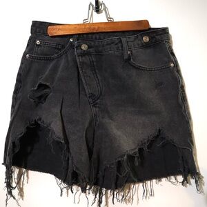 Forever 21 Black Frayed Denim Shorts